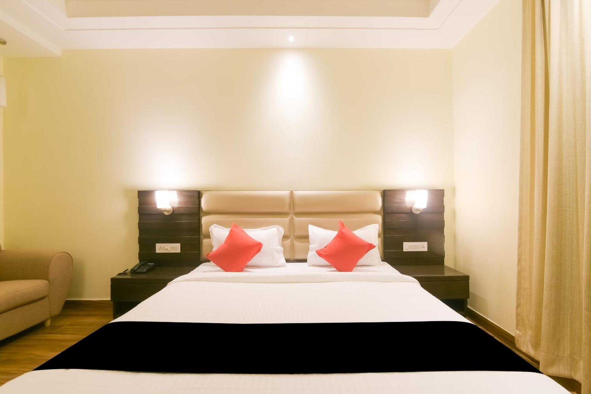 Super Collection O Starlight Hotell Kānpur Eksteriør bilde
